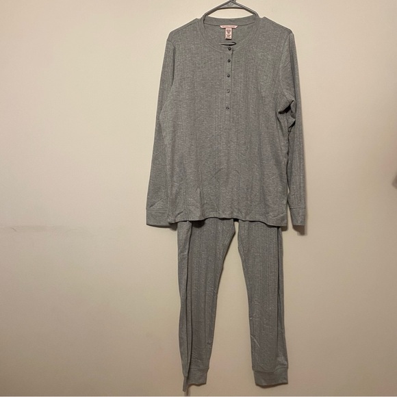 Victoria's Secret Cozy Pointelle Henley Pajama Set in Light Gray Light, XXL - Picture 9 of 9